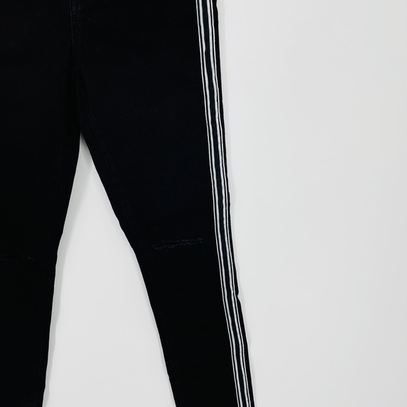 BlankNYC Black Skinny Jeans w/White Stripes B105 - Picture 3 of 13